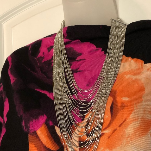 NWT Multi-Row Italian Waterfall Necklace in Silvertone. - Picture 6 of 16